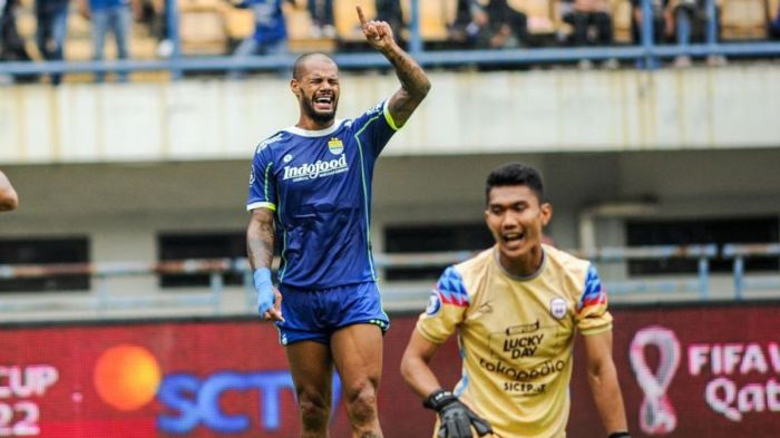 CHUTOGEL - Cerita sukses pelatih dalam membangun tim Persib Bandung